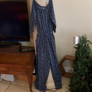 Off the shoulder Floral Hollister Romper